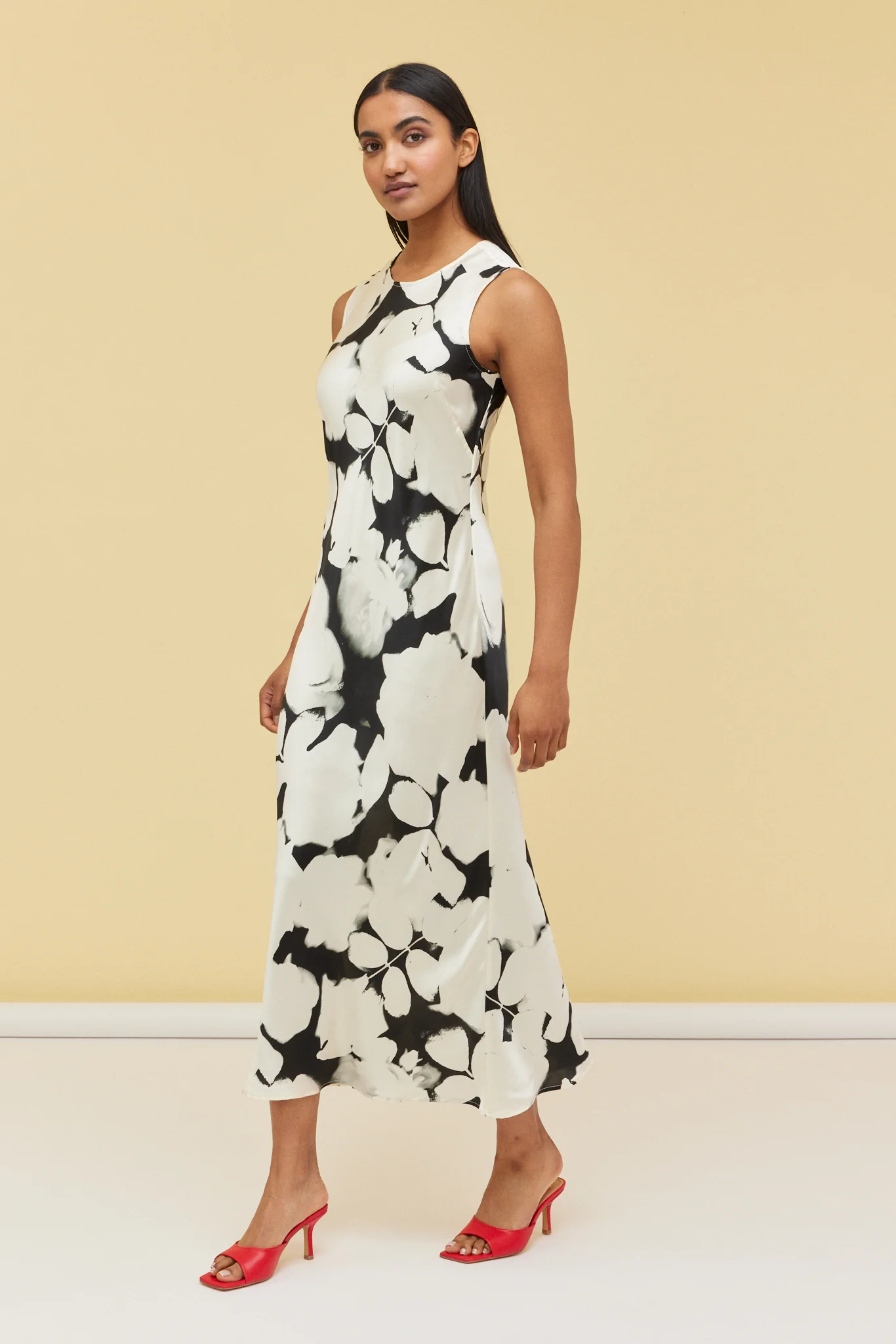 SILK BIAS DRESS - THANK YOU ROSES - Hercitys