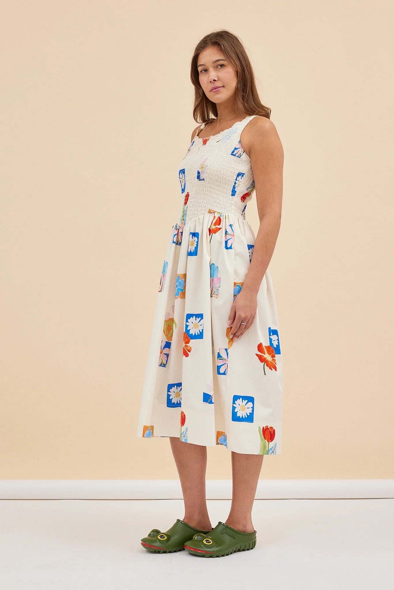 POPPY DRESS - FLORAL PATCHES - Hercitys